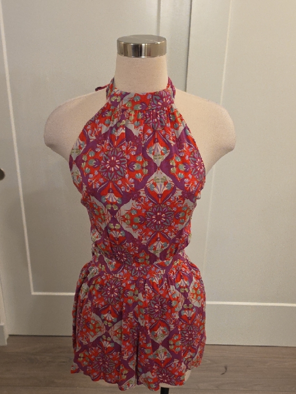 Free People Pink Floral Halter Romper fully lined size XS. New with tags - Picture 3 of 11
